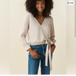 VETTA Cream Wrap V-Neck Tie Sweater